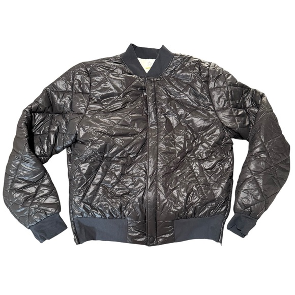 Offline By Aerie Medium Black Quilted Sherpa Lined Puffer Jacket Winter Fall - Picture 1 of 13